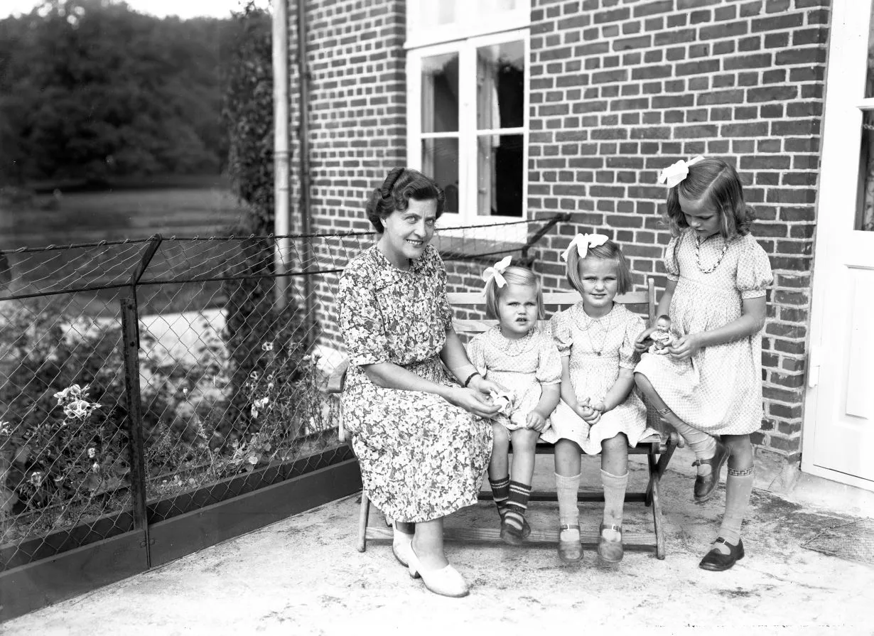 3.2 Ukendt portræt, men kan være fra Lystrup Gods.