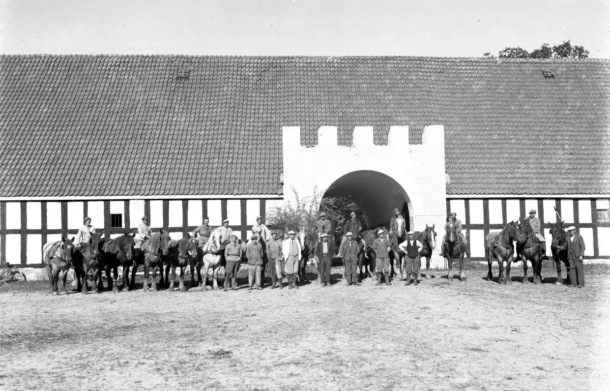 63.22 Rosendal gods.