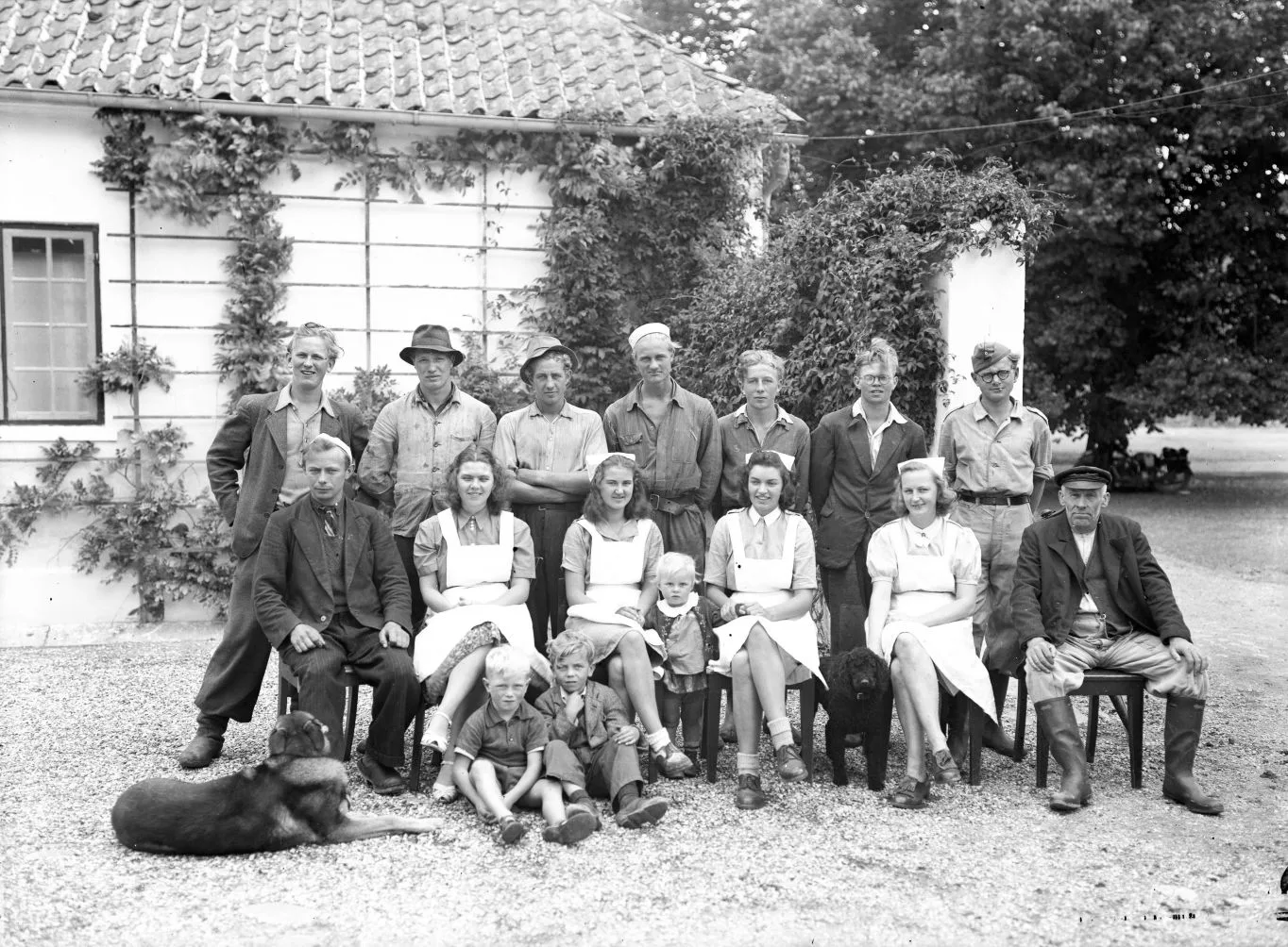 107.8 muligvis Trollesminde, Hillerød år 1946