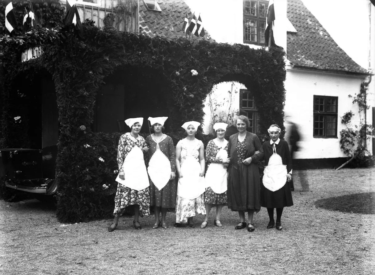 163.6 Gjorslev gods. Elsebeth og Edward Tesdorphs hjemkomst fra bryllupsrejsen 1931.