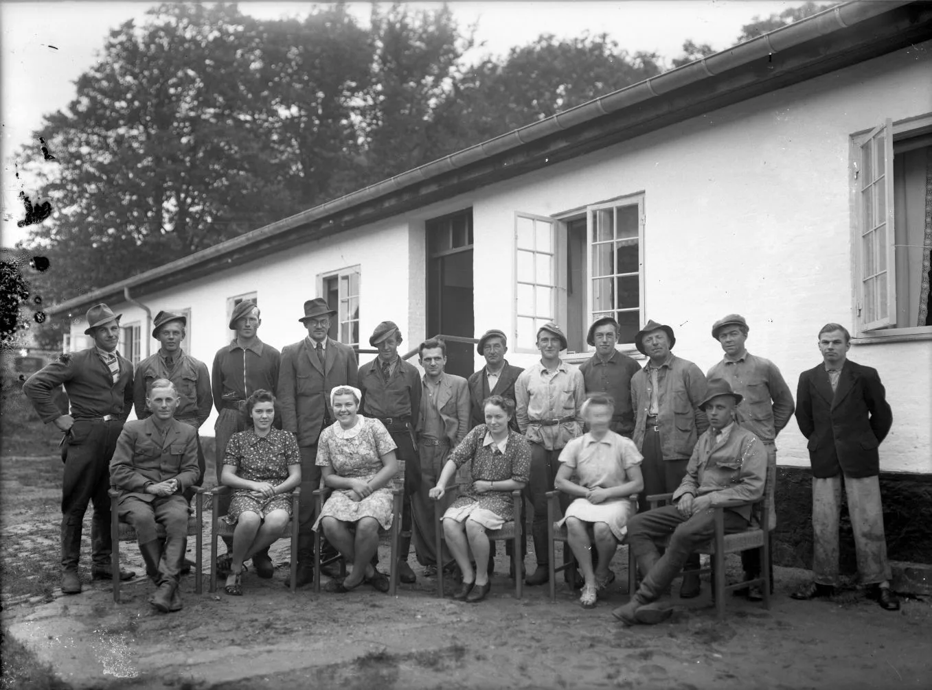 200.19 Hørbygård 1943 skadet negativ