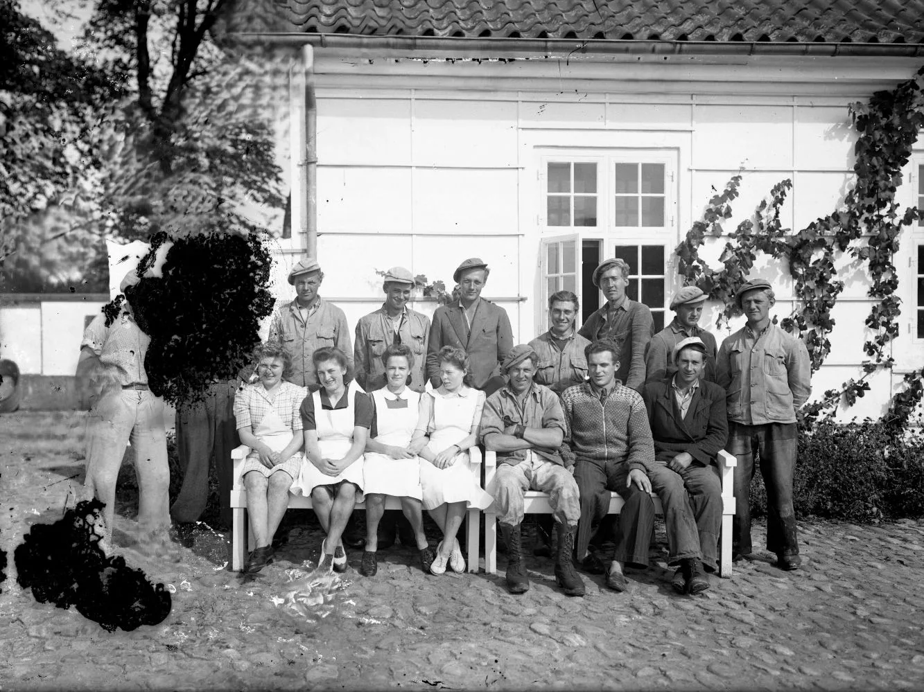 200.9 Trollesminde år 1943 skadet negativ