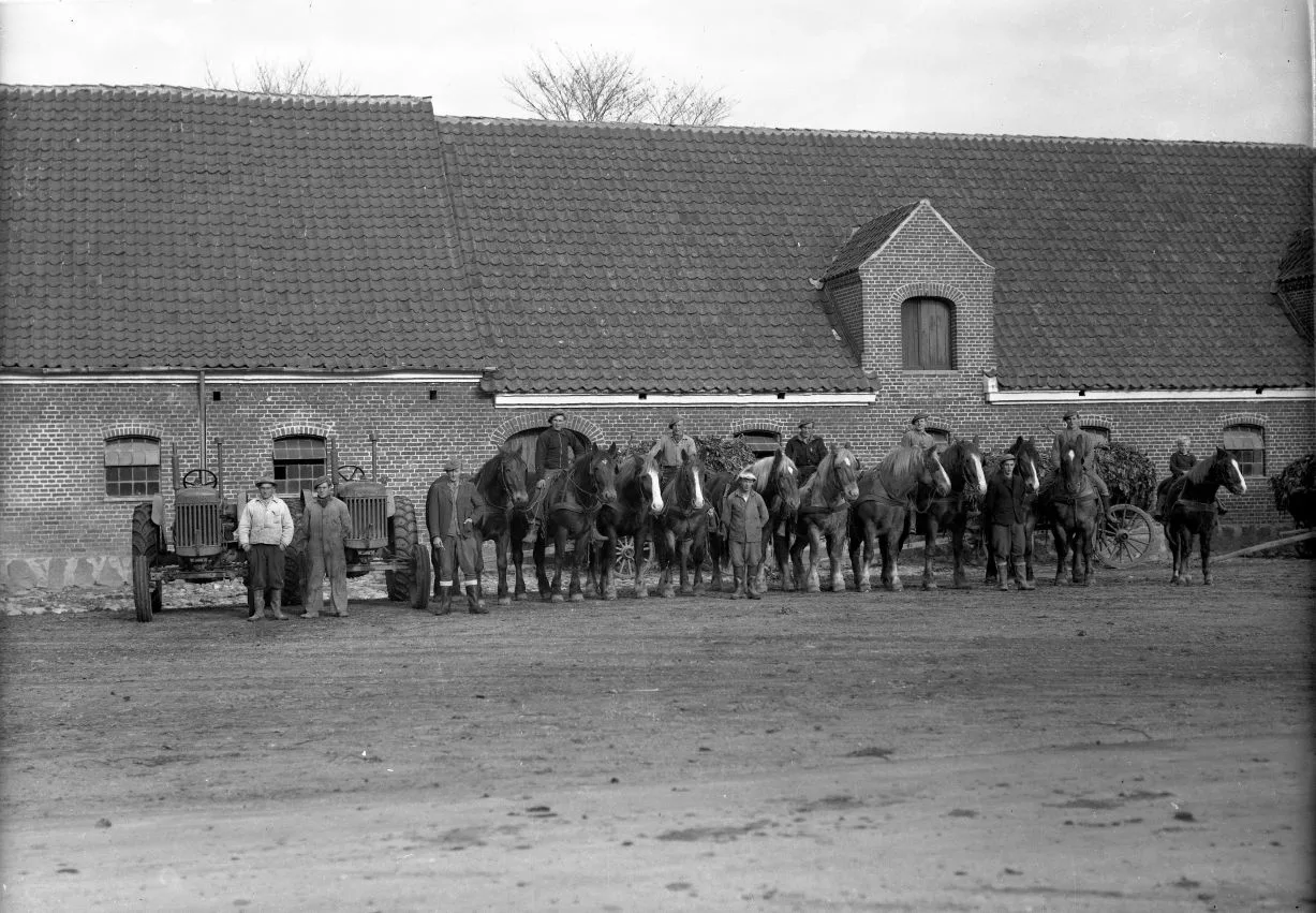 235.7 Edelgave gods år 1948