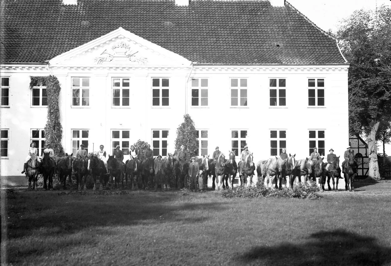260.7 Taarnholm gods, år 1945