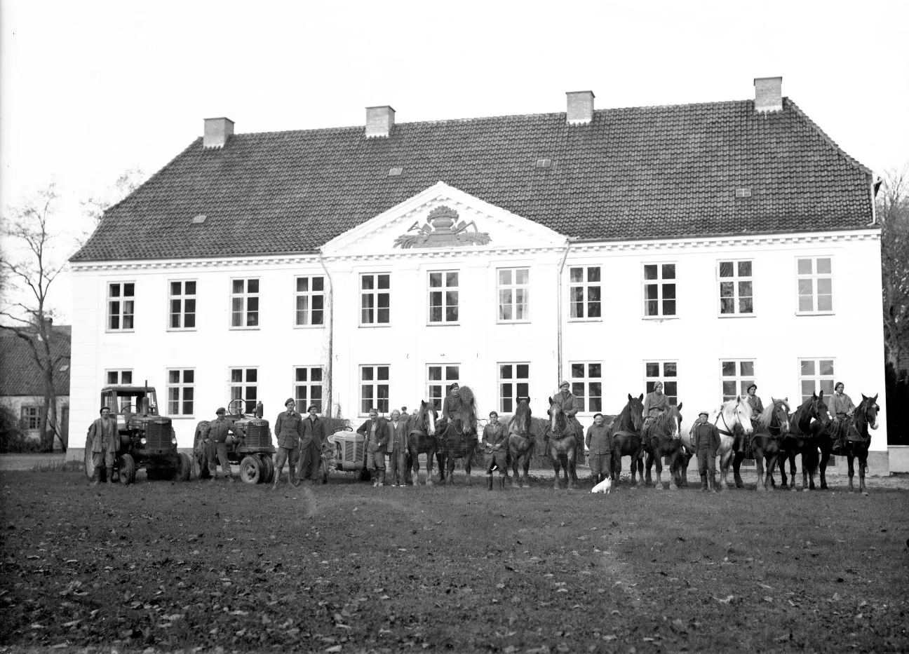 267.17 Taarnholm år 1953-54