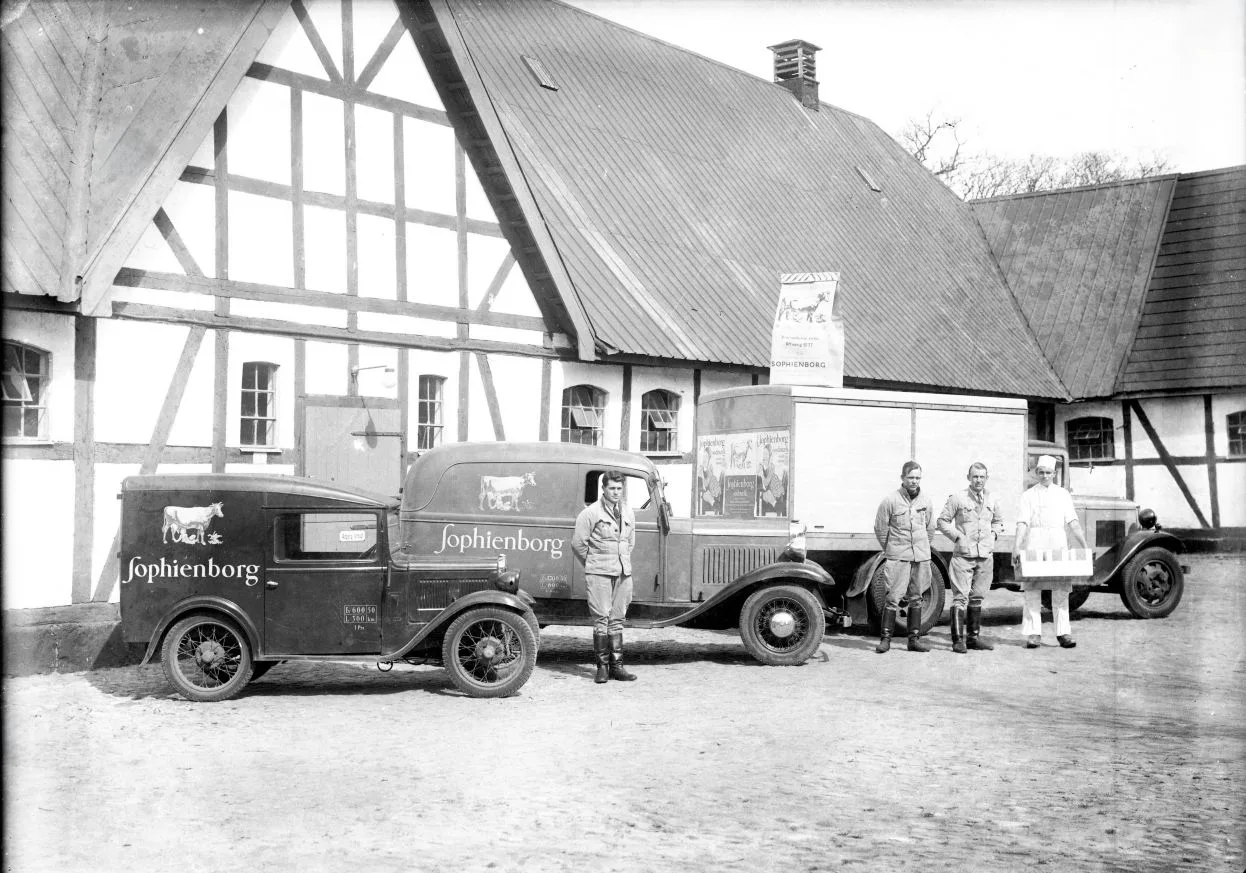 379.2 Sophienborg gods.