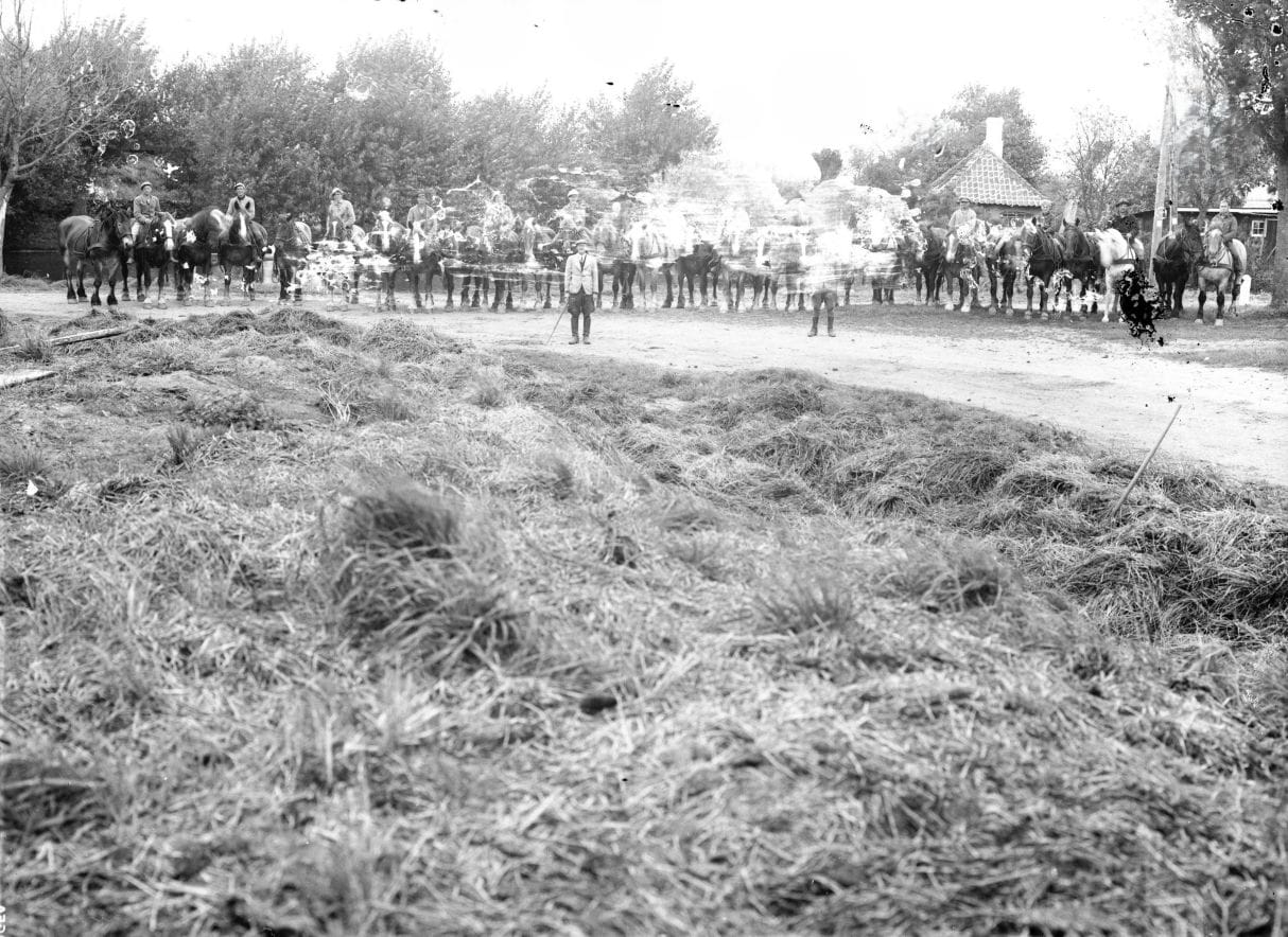 402.19 Højstrup gods år 1943. Skadet negativ.