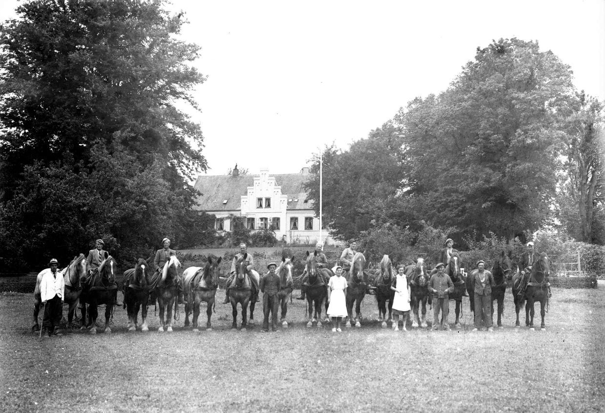 418.9 Karlslundegården år 1943