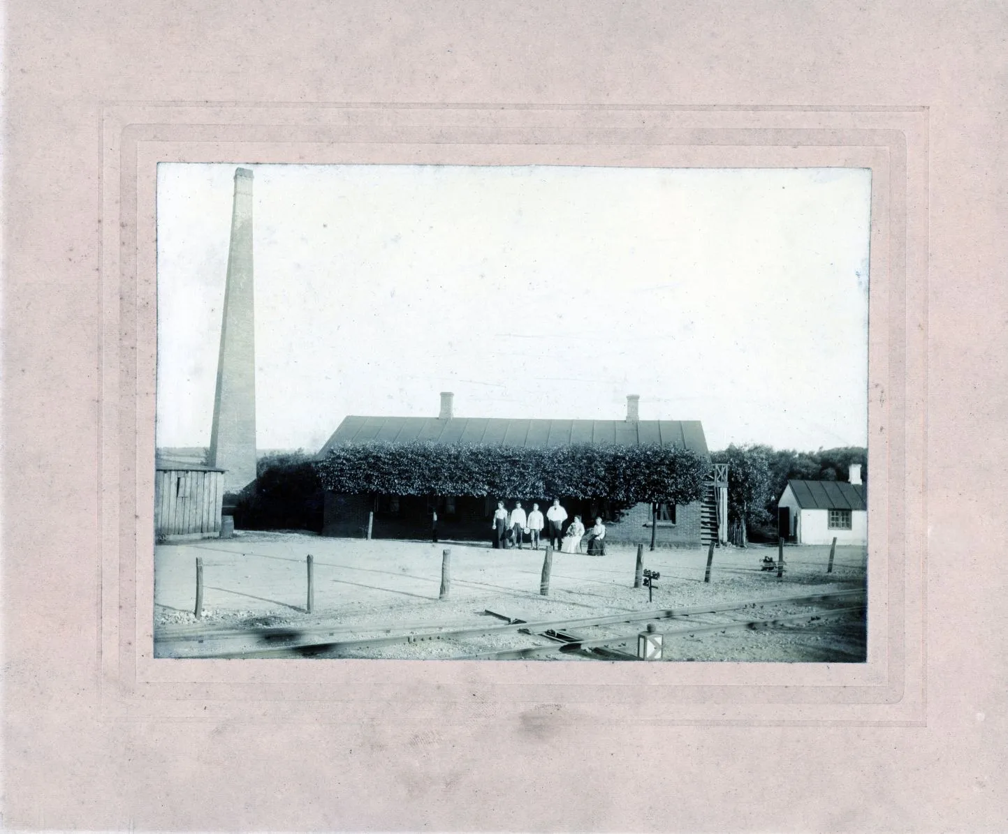 454.5 Mejeriet i Borup, før villaen til højre blev bygget.